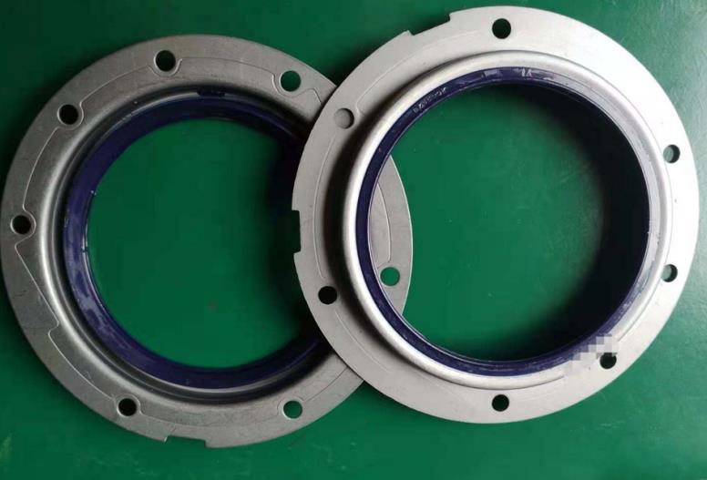 發動機油封.jpg 發動機油封.jpg